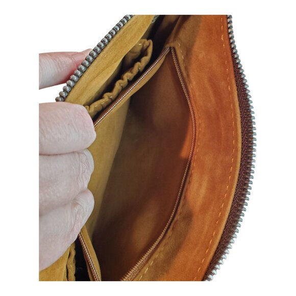 Patricia Nash Cassini Wristlet in Burnished Tooled Magenta - Picture 4 of 6